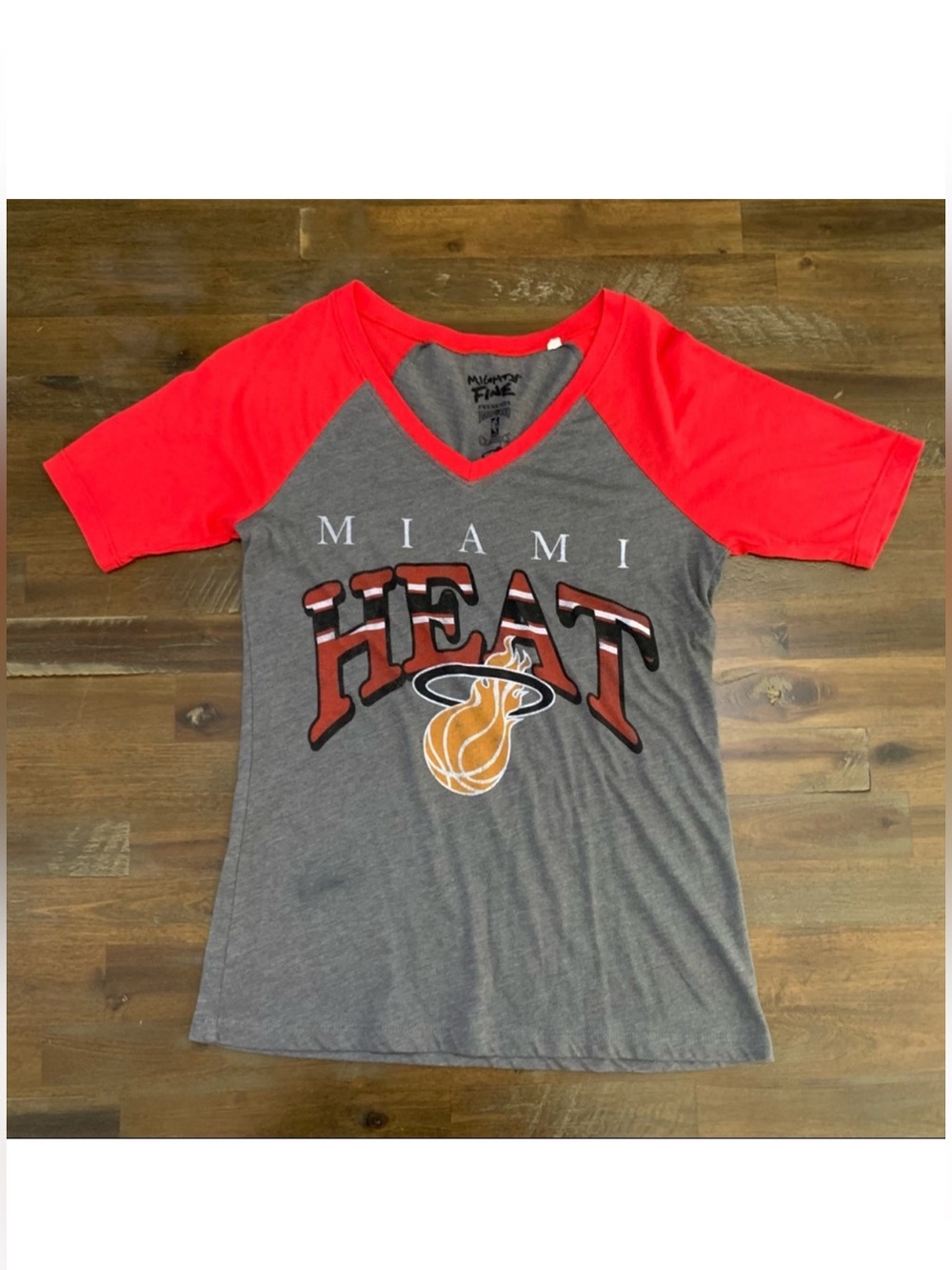 ✅ Mighty Fine Miami Heat red and gray baseball style tee